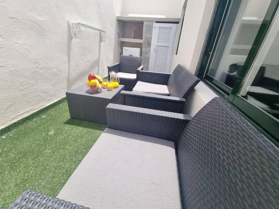 Pequeno Bungalow Firt Line Of The Sea Costa Teguise Extérieur photo