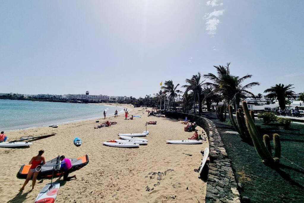 Pequeno Bungalow Firt Line Of The Sea Costa Teguise Extérieur photo